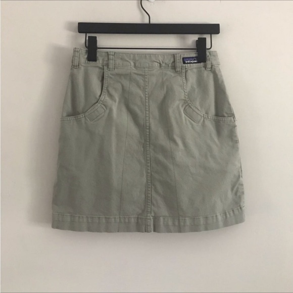 Patagonia | Khaki Stand Up Skirt | Sz 6 - Picture 2 of 6